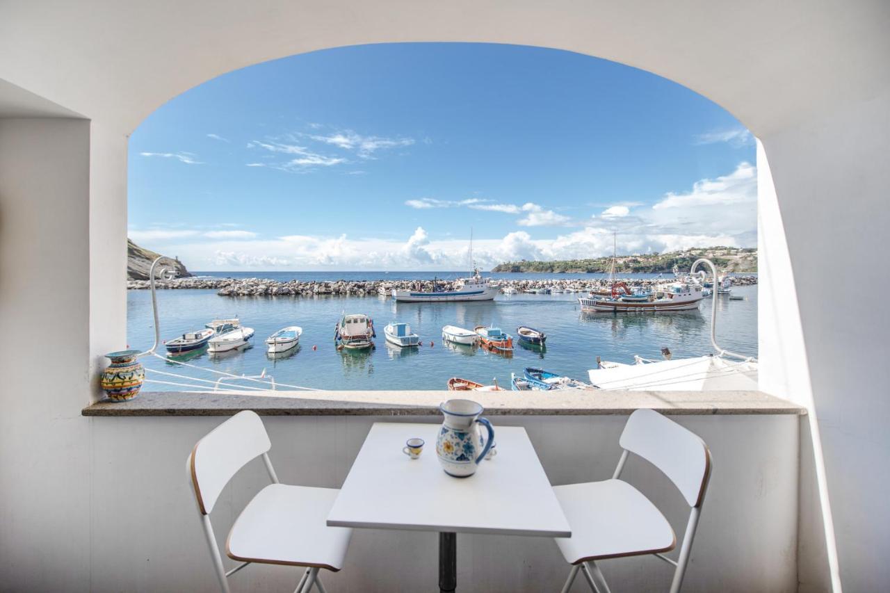 Casa Cinzia In Marina Di Corricella Villa Procida Kültér fotó