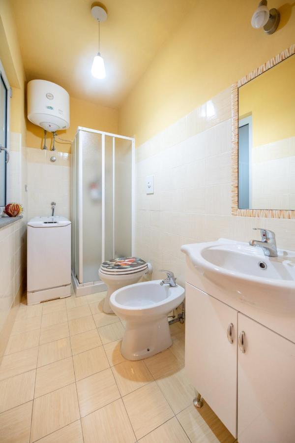 Casa Cinzia In Marina Di Corricella Villa Procida Kültér fotó