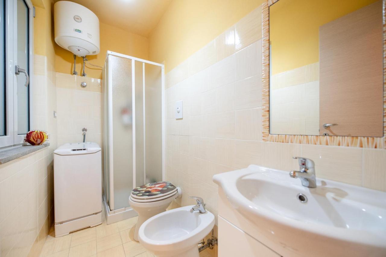 Casa Cinzia In Marina Di Corricella Villa Procida Kültér fotó